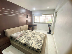 Hougang Avenue 1 (Hougang),  #562255271